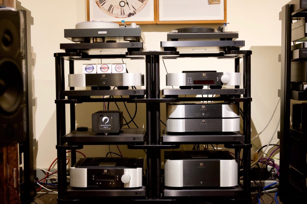 AudioVision SF electronics and turntables
